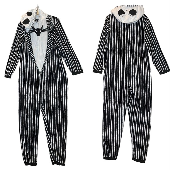 Nightmare Before Christmas Jack Skellington Striped Pajama S Black Halloween Fun - Picture 1 of 5